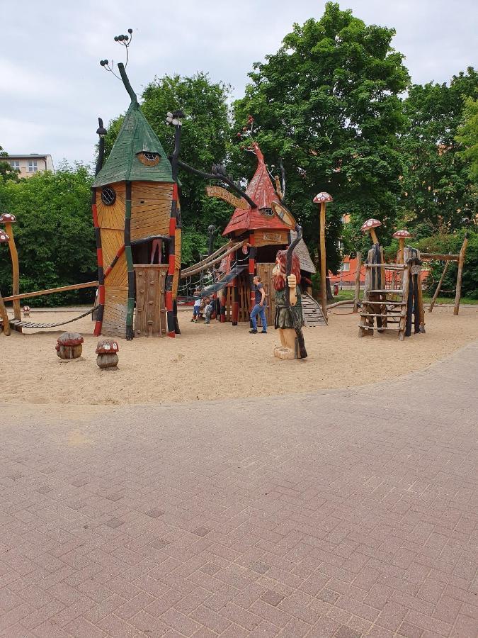 Blue Chili 08 - Magdeburg 2-Zimmer Altbau, Wi-Fi, 5 Pax ภายนอก รูปภาพ